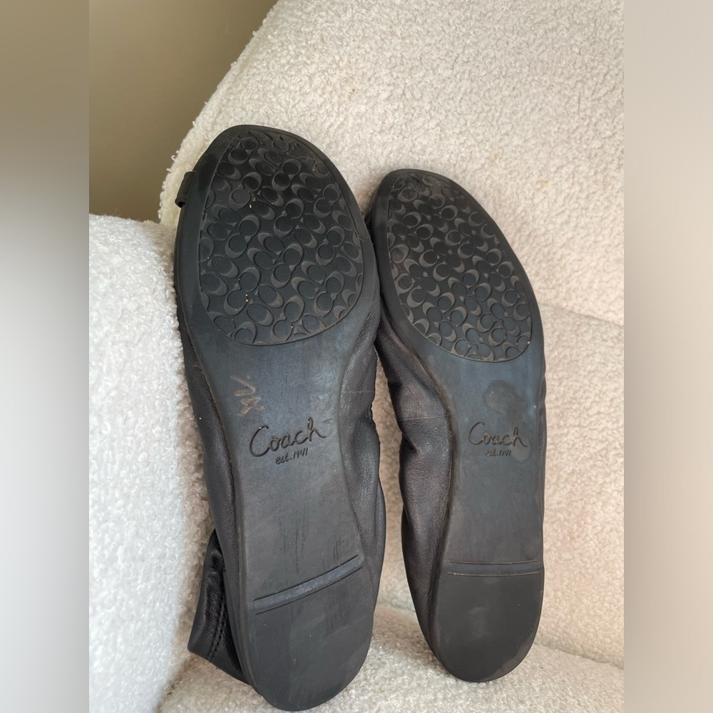 Coach black leather ballet flats NWOT no wear size 7 silver detailing - Picture 2 of 8